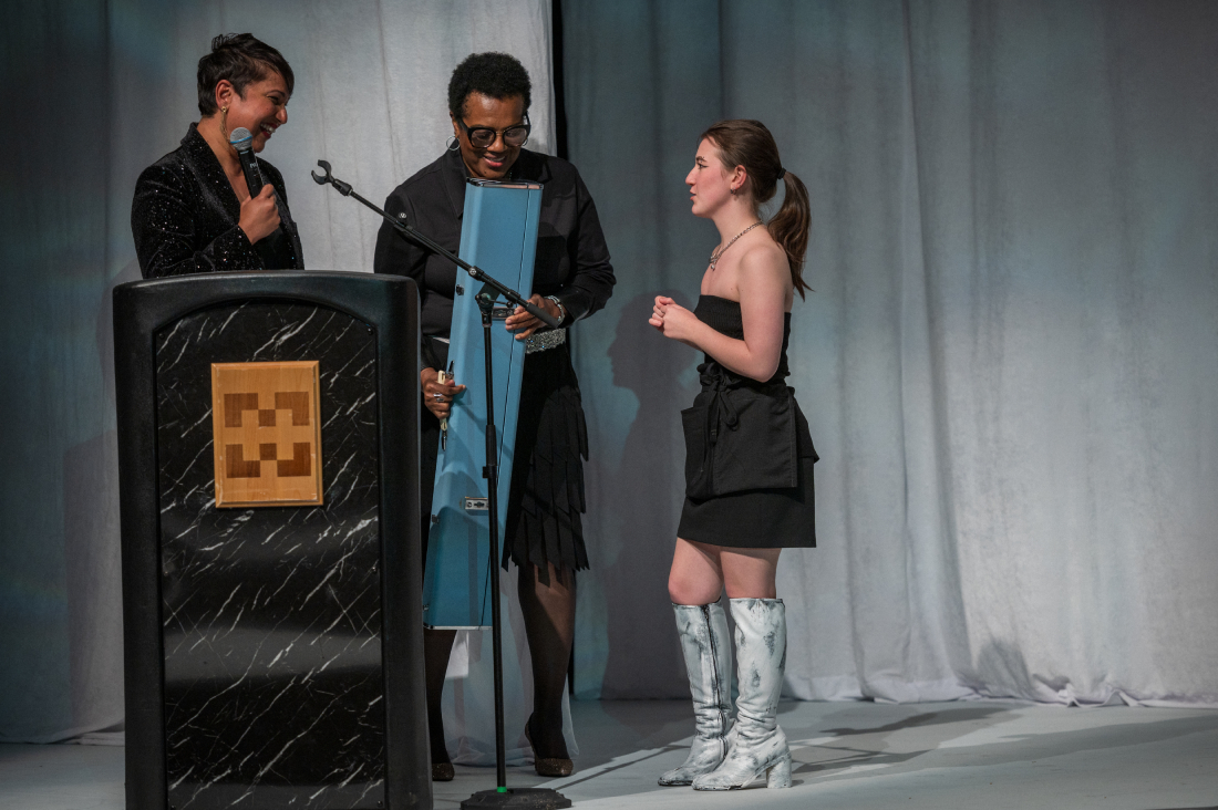 Fashion student receiving award